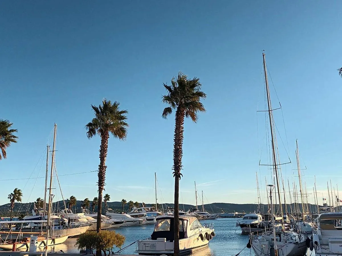 Appartement T2 Pour 4 Personnes, Proche Plage Et Commerces, Jardin Prive, Parking, Animaux Acceptes - Fr-1-226B-111 Cavalaire-sur-Mer Daire